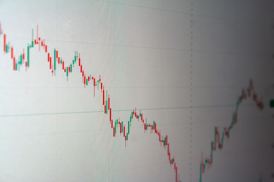 尊龙凯时深度解析：血战麻将布局策略与资金管理新思路