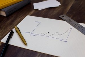 尊龙凯时带你玩转棋牌社交：玩法攻略、充值技巧与时时彩联动